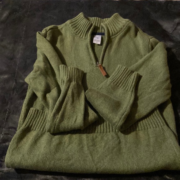 Carter’s boys mock neck sweater.  Size 14. - Picture 1 of 4